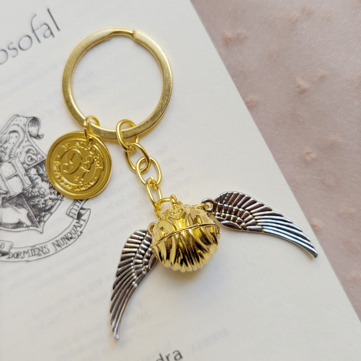 Llavero Snitch dorada bola