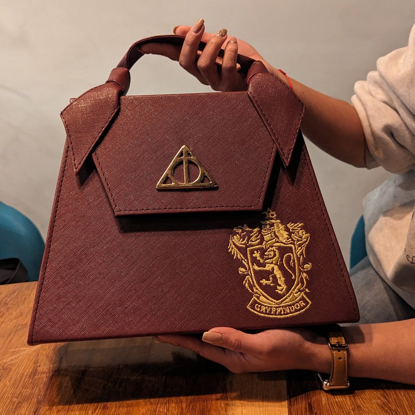 Bolso Harry Potter Bellatrix Vino